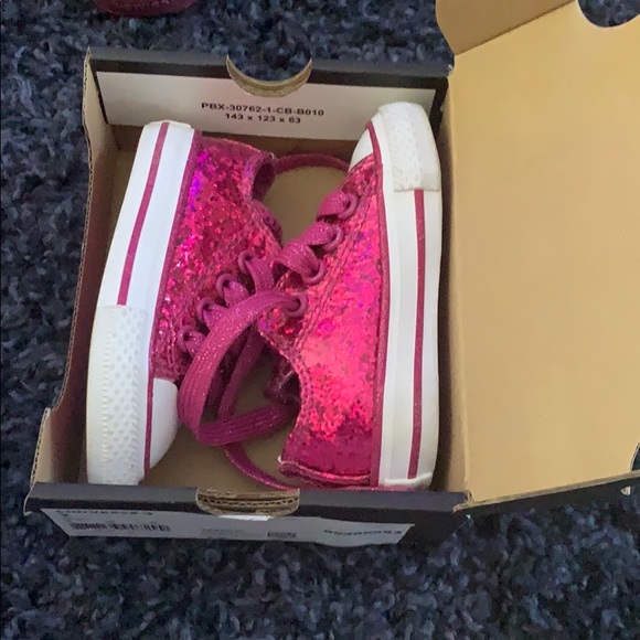 girls pink glitter converse